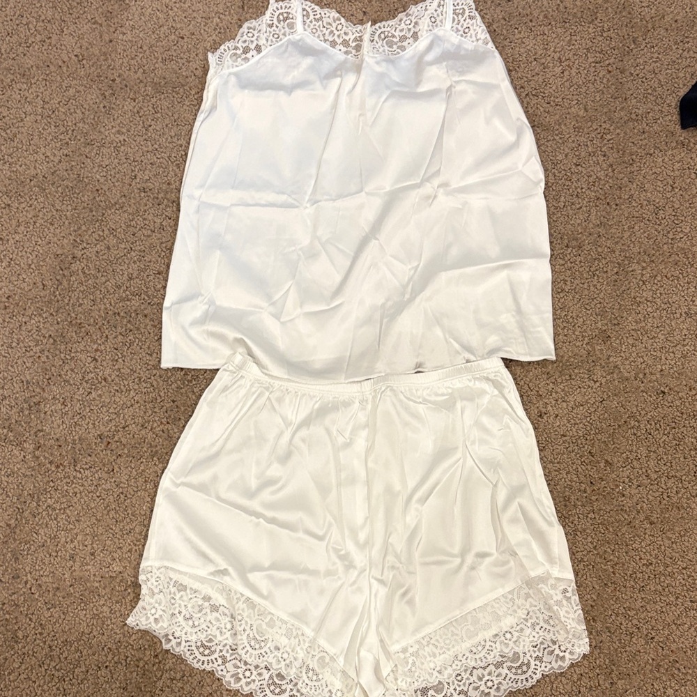 Elegant White Lace Trim Sleepwear Set